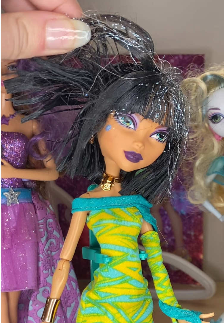 •Restauracion Cleo dotd 🪲🪩 • #restauracion #monsterhigh #cleodenile #dollrestoration #dollmakeover #dollcollector 