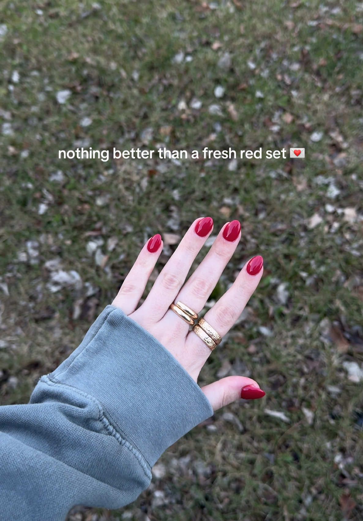 We love a fresh set 💅🏻🍒#nailtransition #nails #freshset #nailtransformation #creatorsearchinsights #nailinspo #rednails #fyp #snsd #dippowder #foryoupage 