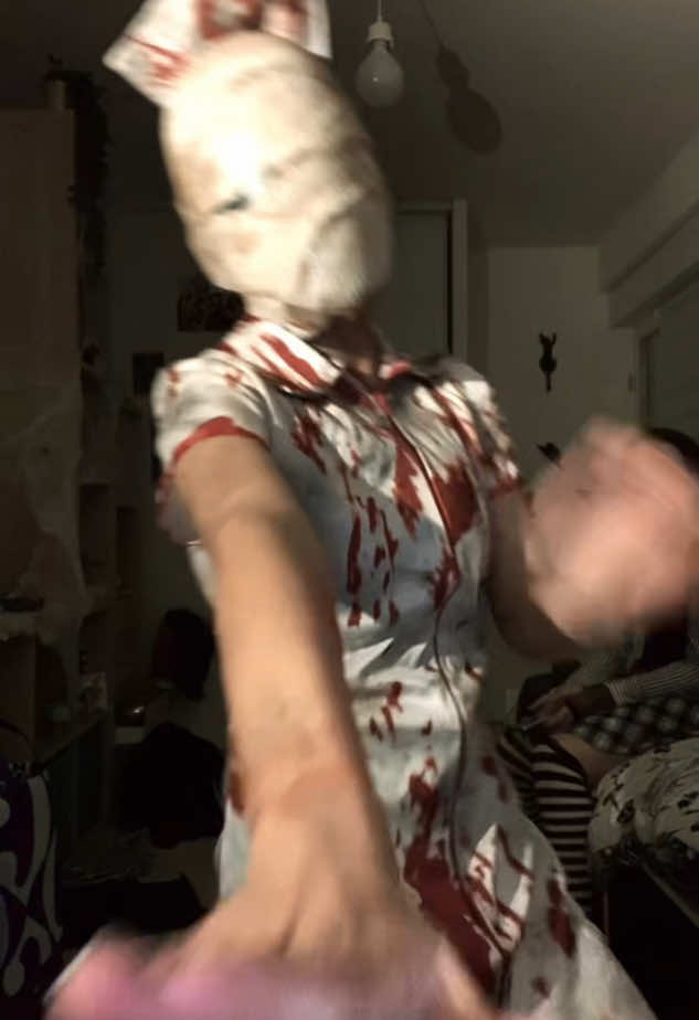 Thats a video from Halloween 🎃 and btw why i dance better with this cosplay ?!?! #silenthillnursecosplay #silenthillcosplay #cosplaytoga #togacosplay #togahimikocosplay #mhacosplay #himikotoga #junkoenoshimacosplay #cosplaymha 