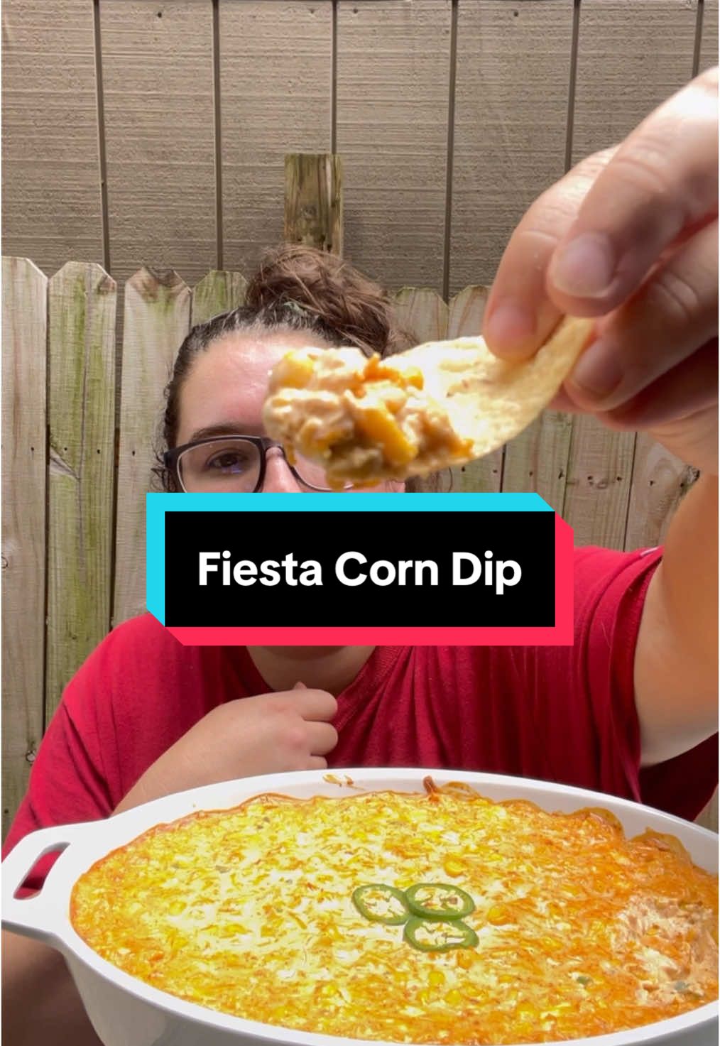 Fiesta Corn Dip 😍 #dip #corndip #fiestacorndip #appetizer #appetizerideas #appetizerrecipe #appetizerrecipes #corndiprecipe #footballsundayfood #footballsundaysnacks #gamedayfood #gamedayrecipes 