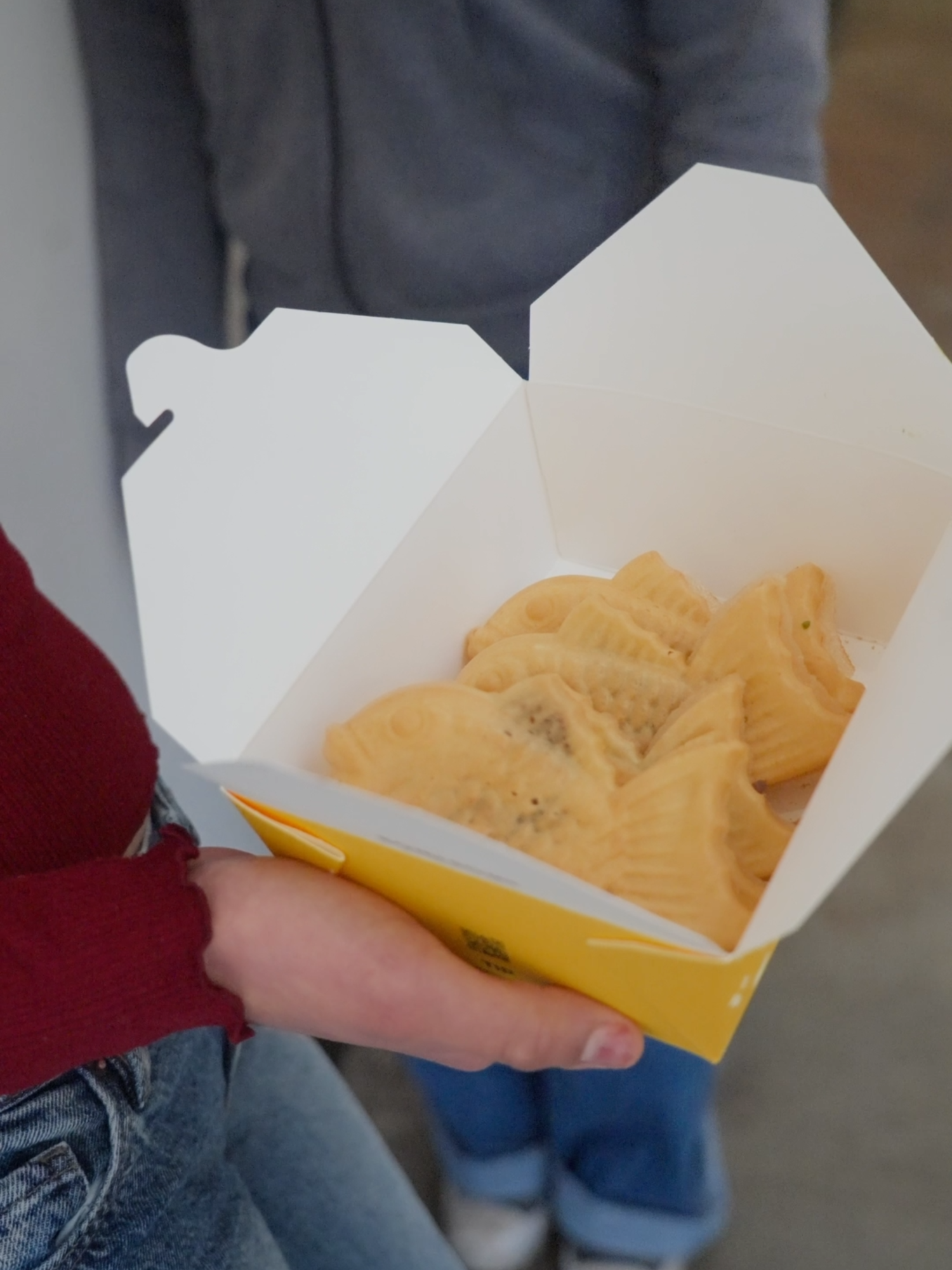 He just ate and left no crumbs. Literally. 🐟 #taiyaki #happyholidays #holidays2024