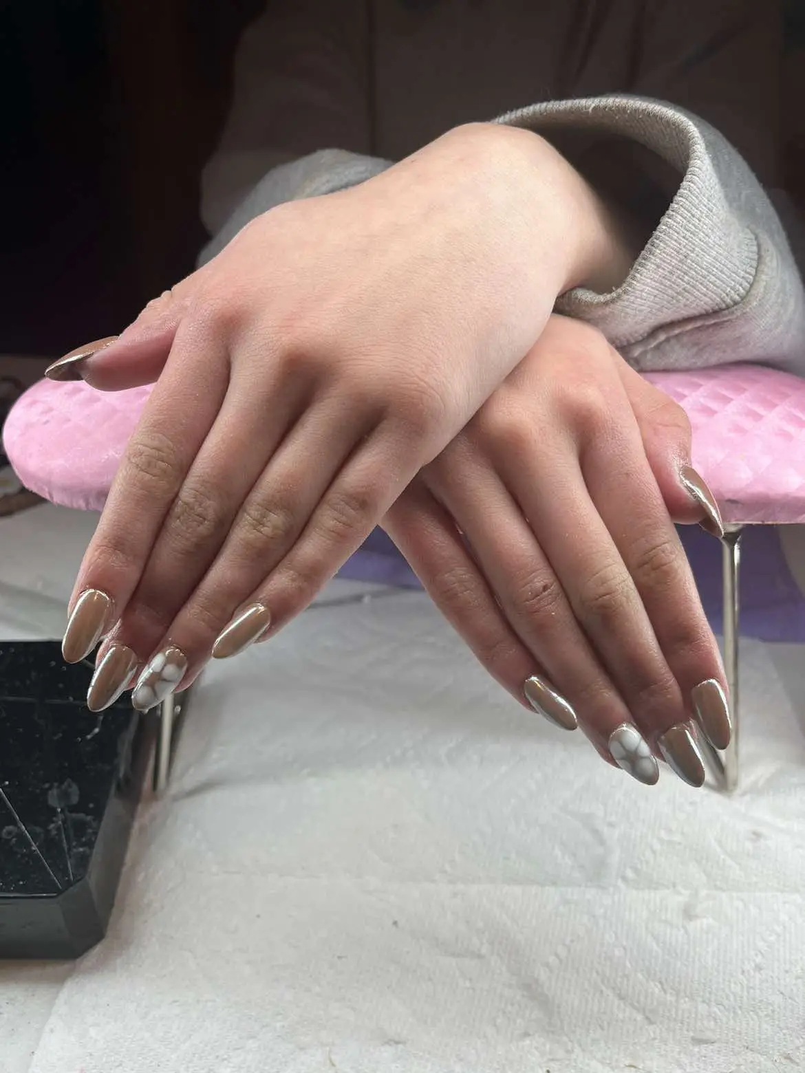 Cute little brown chrome! #fyp #nailtech #denver #viral #gelxnails #foryoupage 