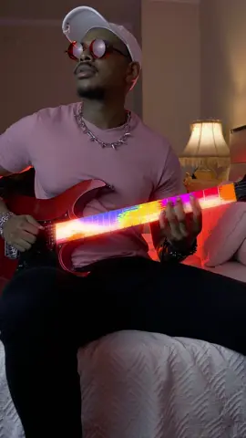 Queen 🎸 Crazy Little Thing Called Love #guitarcover #guitartok 