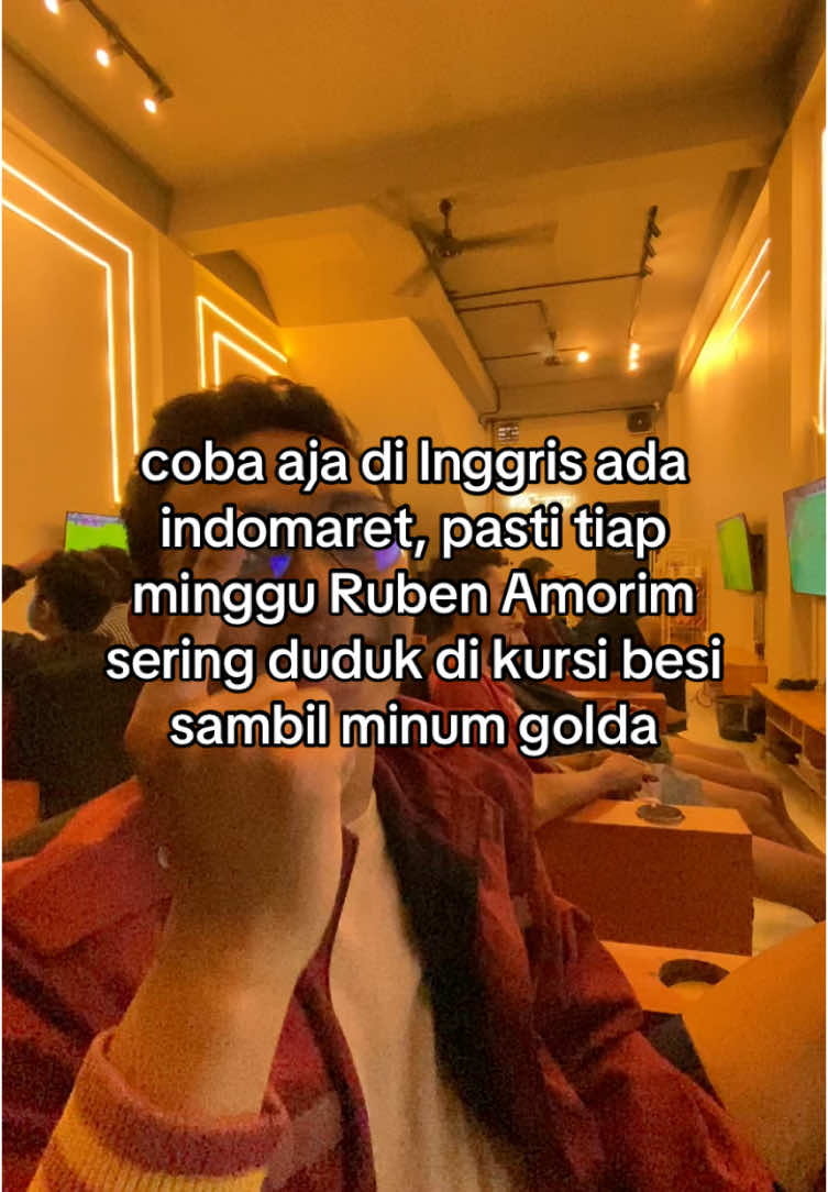 kalo lo liat di Indomaret ada bapak” punya jenggot 2-0cm fix itu Ruben Amorim, gini amat jadi fans emyu…. #rubenamorim #manchesterunited #manutd #emyu #ggmu #fyp 