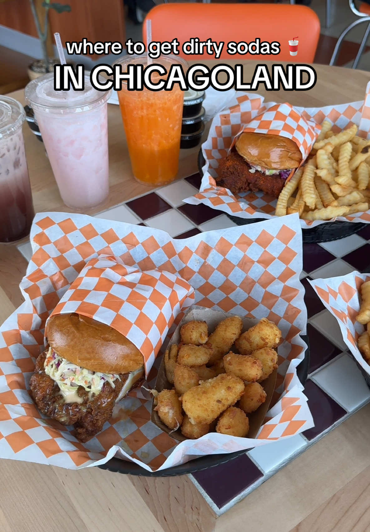 🥤dirty sodas, fried chicken and free ice cream 🤤 (ad) I love this spot!! Check out Minnie Bird in Schaumburg, IL, just a short drive from Chicago! #chicagoland #shaumburgillinois #dirtysoda #dirtysodachicago #chicagosuburbs #illinoisfood 