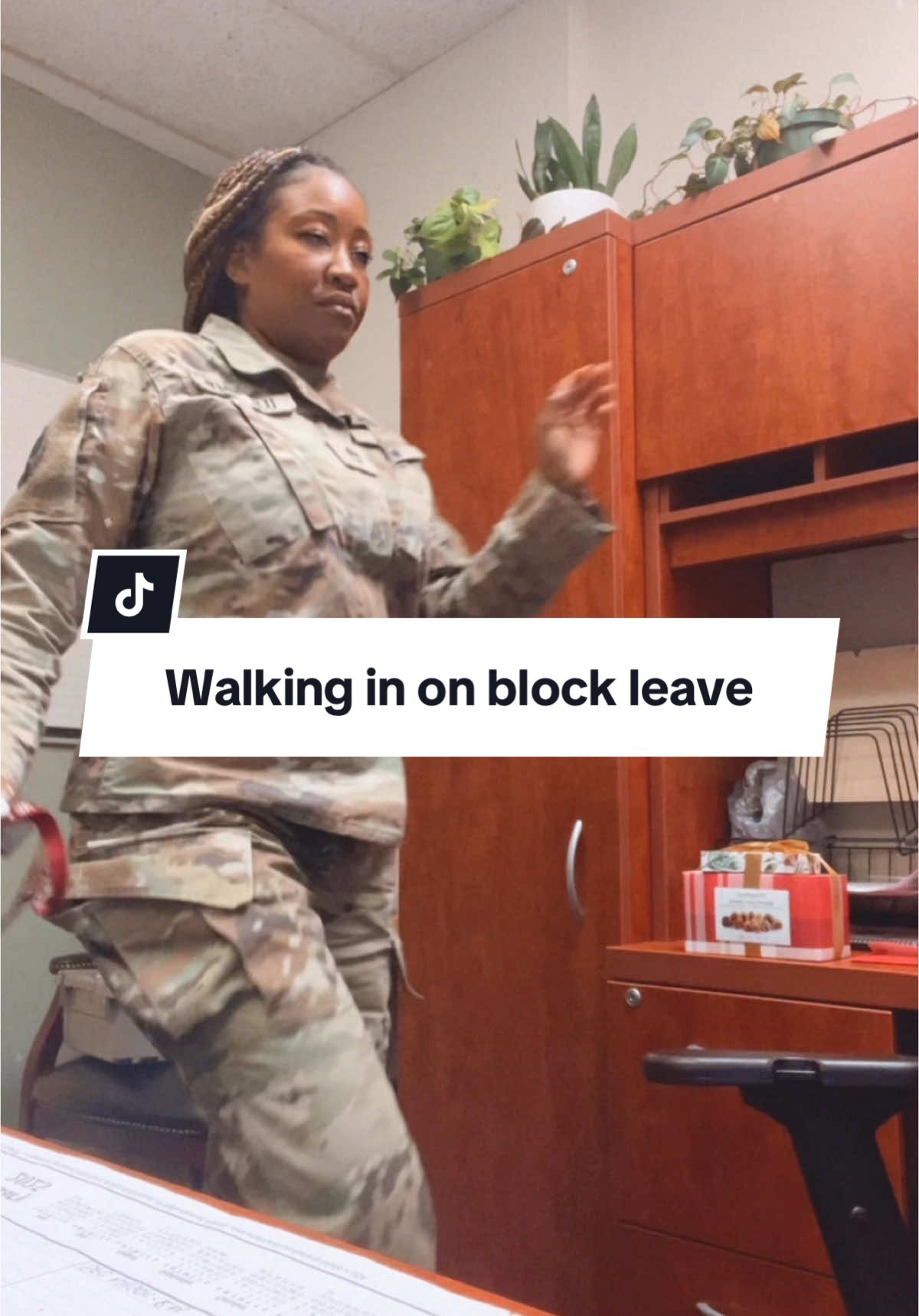 #militarylife #blackmiltok #armyprinncess #miltok #armylife #militaryhumor #armywomen #militarytiktok #militarytok #holidayleave 