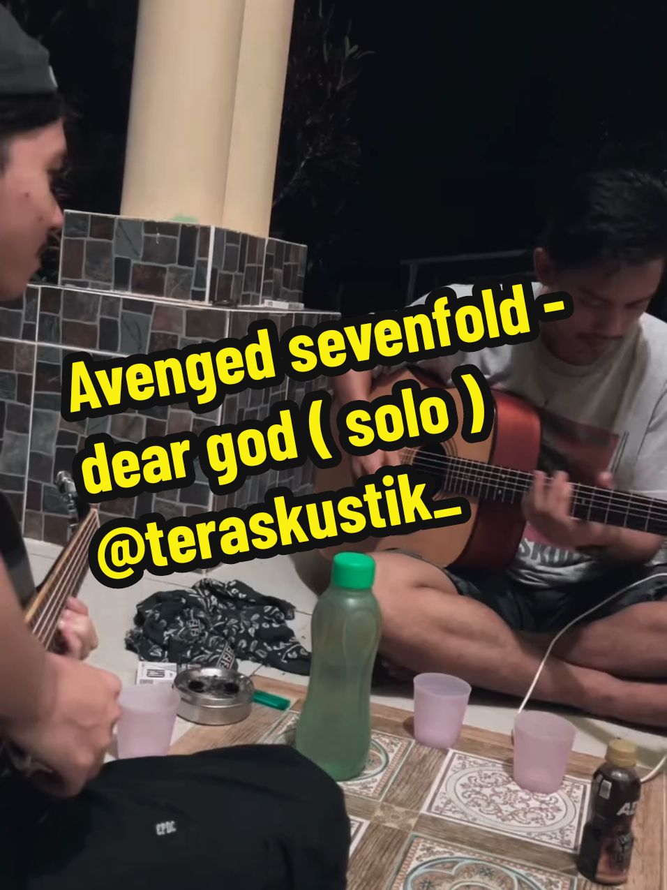 Avenged sevenfold - dear god ( solo ) @teraskustik_ #avengedsevenfold #sevenfoldism #a7x #deathbat #deargod #guitar #cover #solo #synyatergates 