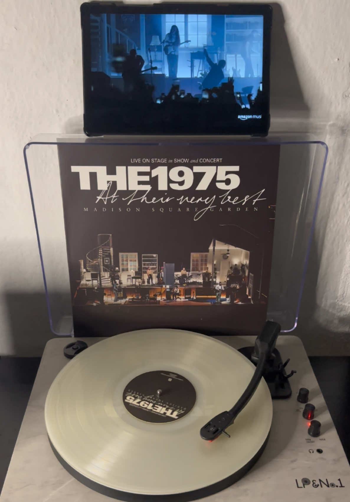 Song: About You by @the1975  “Do you think I have forgotten about you?“ #the1975 #aboutyou #the1975live #the1975attheirverybest #vinyl #vinylcollection #fyp #vinylcheck