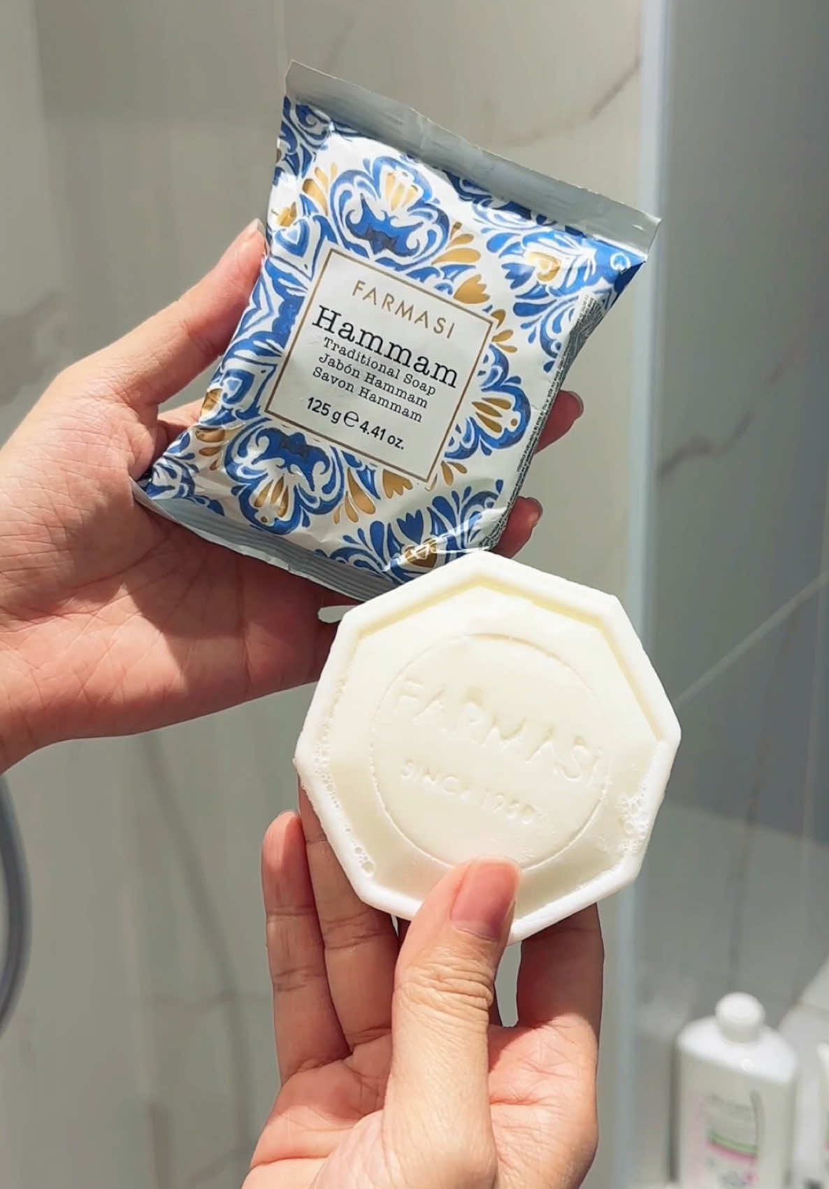 Treat yourself to luxurious self-care with Farmasi Hammam Soap, bringing the ultimate spa experience right to your home.  #Farmasi #FarmasiMalaysia #HammamSoap #Spa #SelfCare