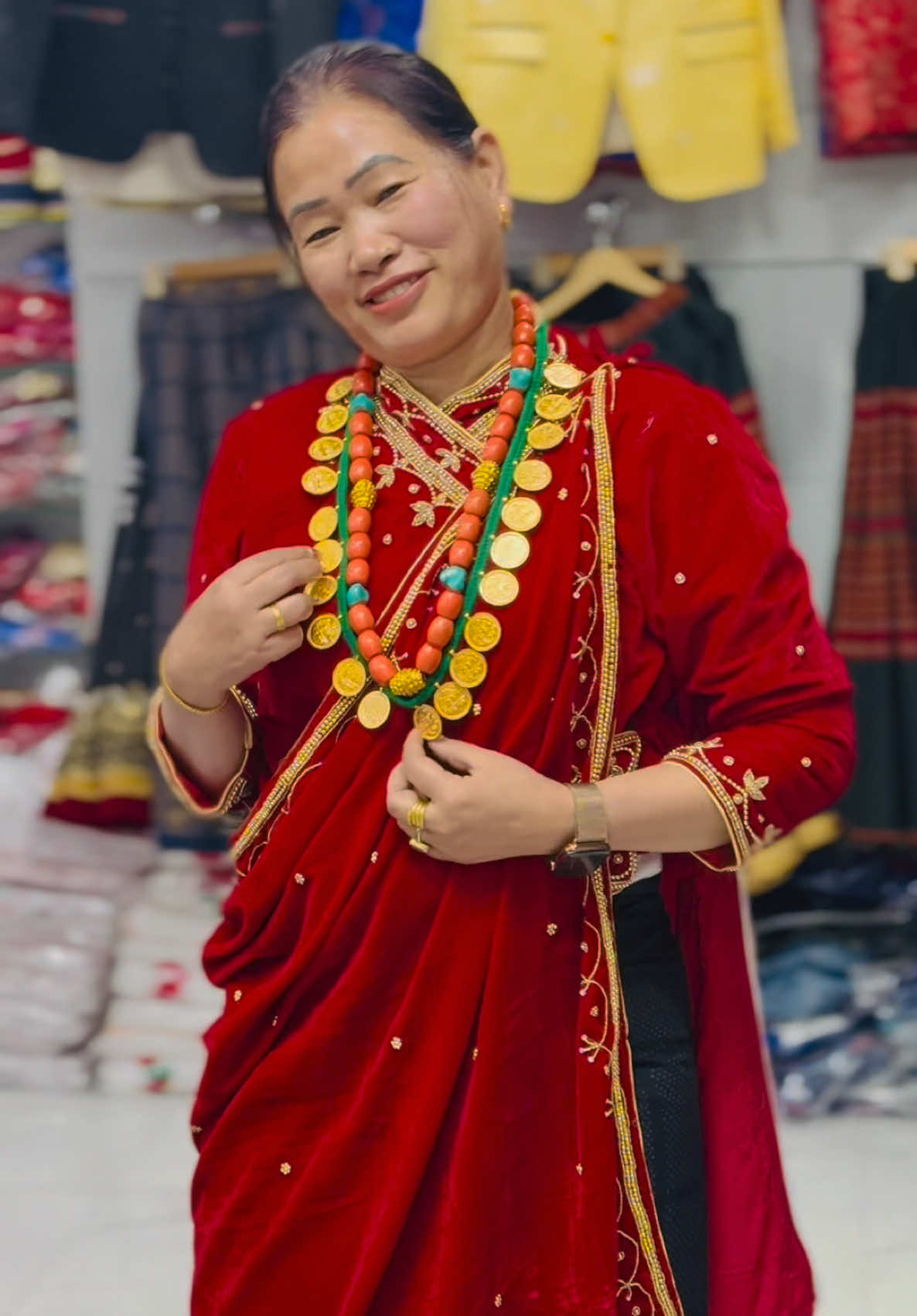 #shippingworldwide🌍✈️ #clothinginnepal #wholesale #calturaldresskathmandu #gurungdress #magardress #gurungsongnepali #gurung #dress culture dress #gurungdresscollection 