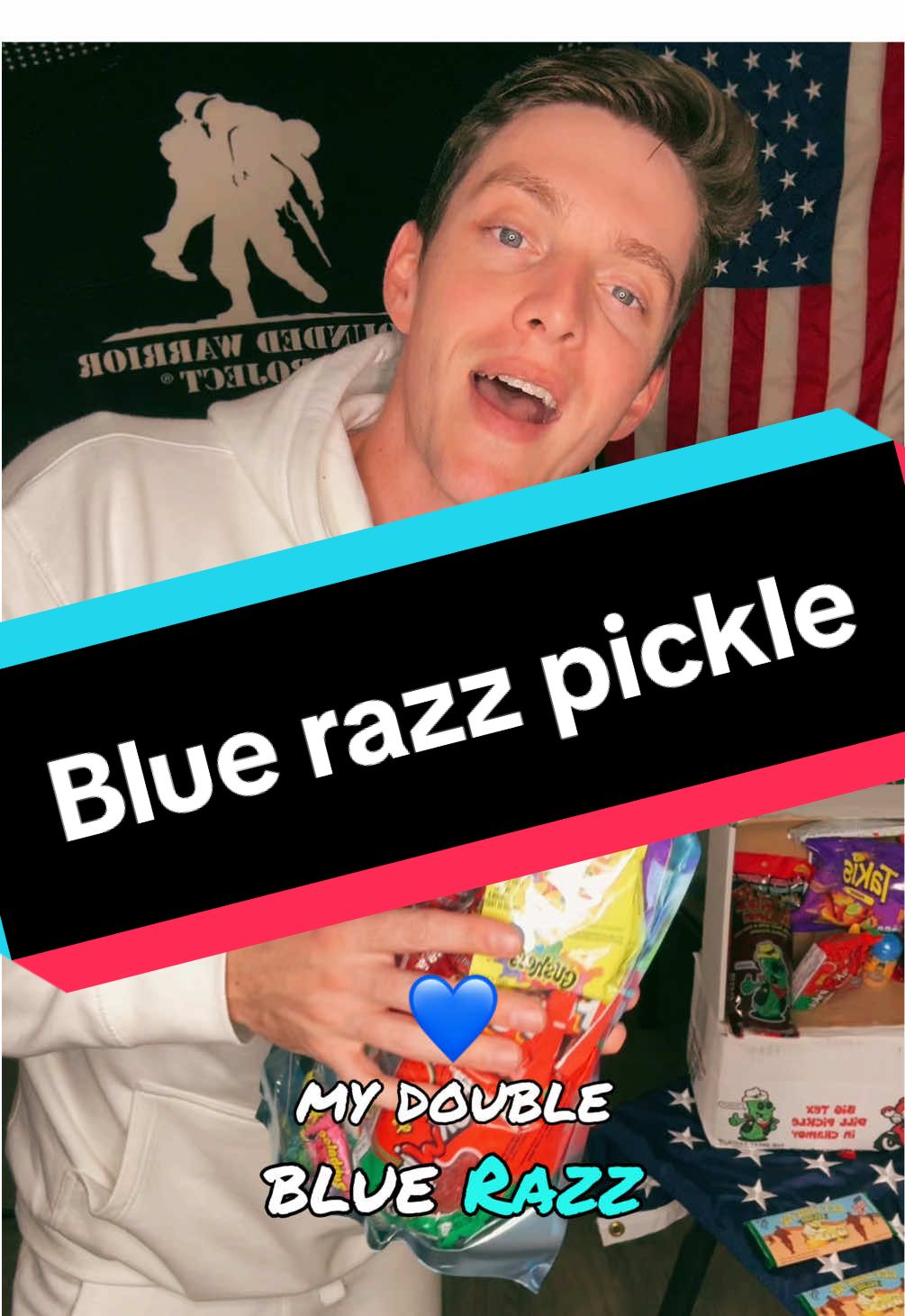 The double blue razz pickle kit is gonna be great! #picklekut #veterancandyshop #candy #snack #latenightsnack #instantfood 