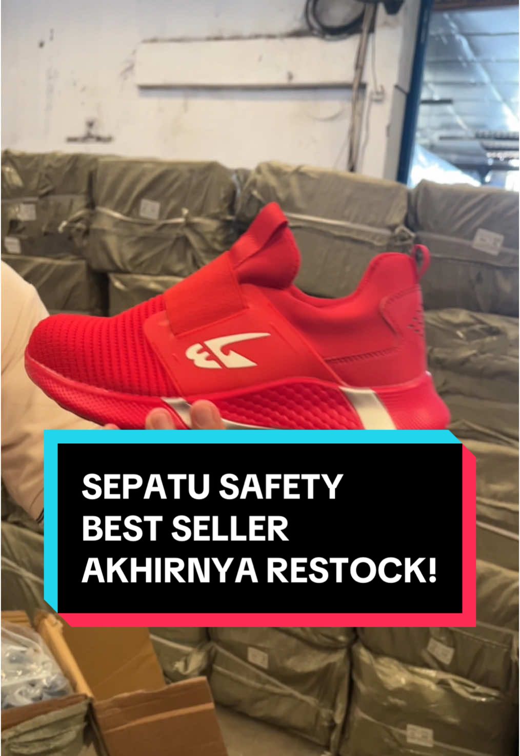 Cung siapa yang nungguin sepatu Safety Sneakers JBS 781 Restock!☝🏽🤭 Stocknya masih lengkap masih anget banget buruan checkout klik keranjang kuning ya! #sepatu #yearendsale #wibgajian #sepatupria #sepatumurah #sepatusafety #safety #safetyshoes #sneakers #sneakersaddict #fyp #xyzbca 