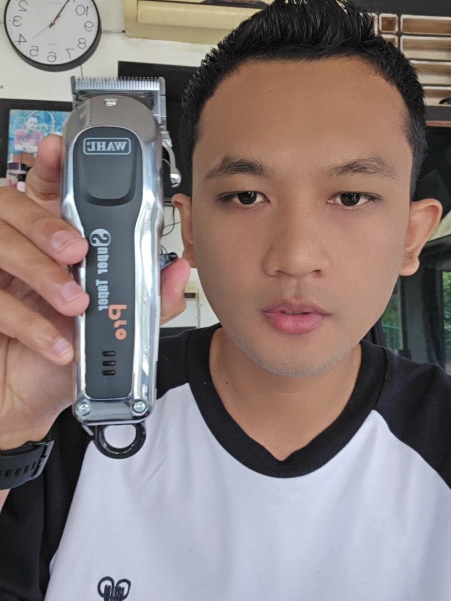 Membalas @_ultramenmencret  wahl super taper pro #alatcukur #wahlsupertaperpro #wahl #wahlsupertaper #supertaper #wahlmagicclip #magicclipcordless #wahlsupertapercordless 