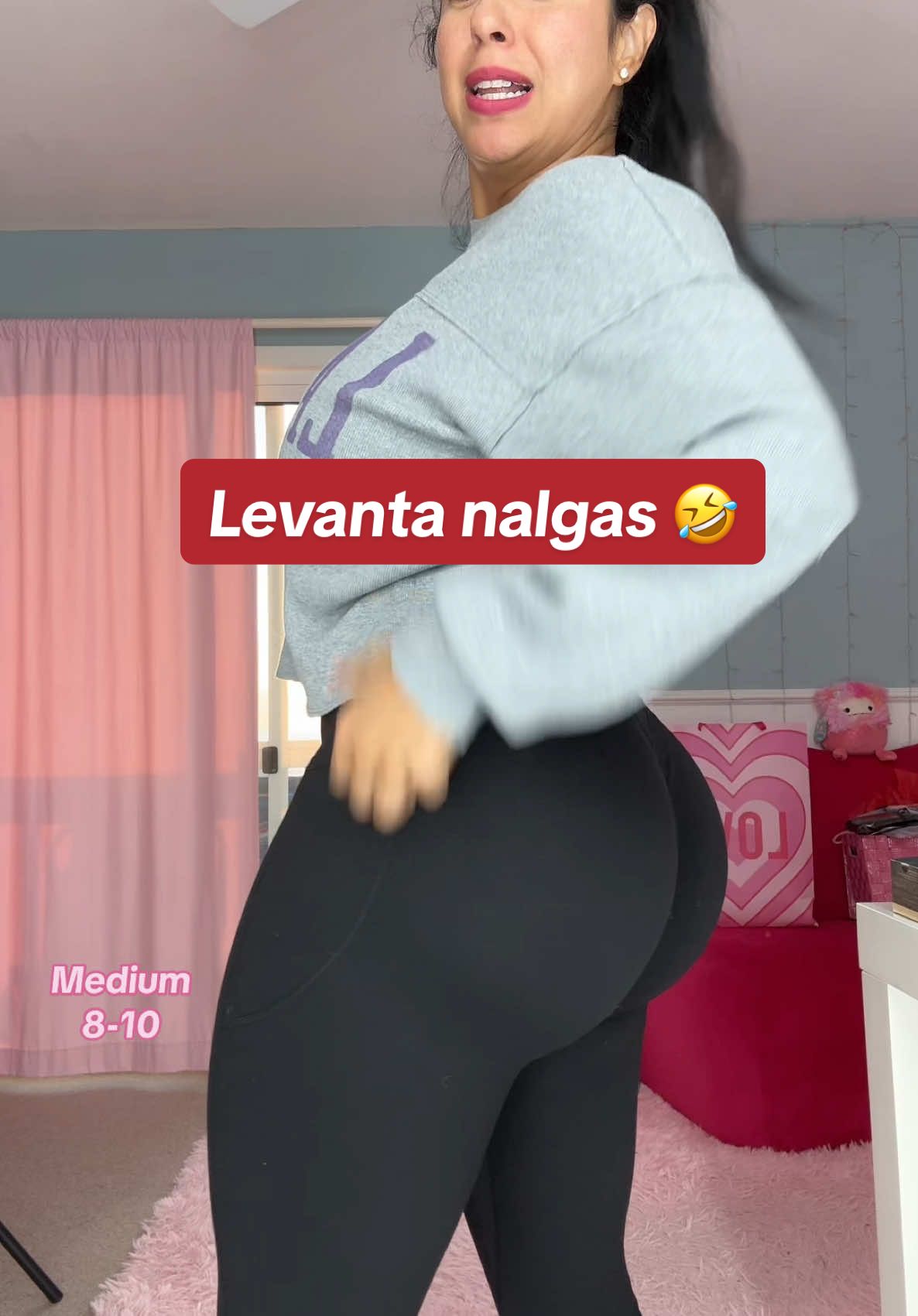 Replying to @Anita Yea son levanta nalgas 🤣🤣 viral leggings be giving you an instant butt lift 🍑🙌🏽  #halara #halaraeveryday #tiktokmademebuyit #curvyfashion #apronbelly #fyp #halaraleggings #halarareview #buttlifting #leggings 