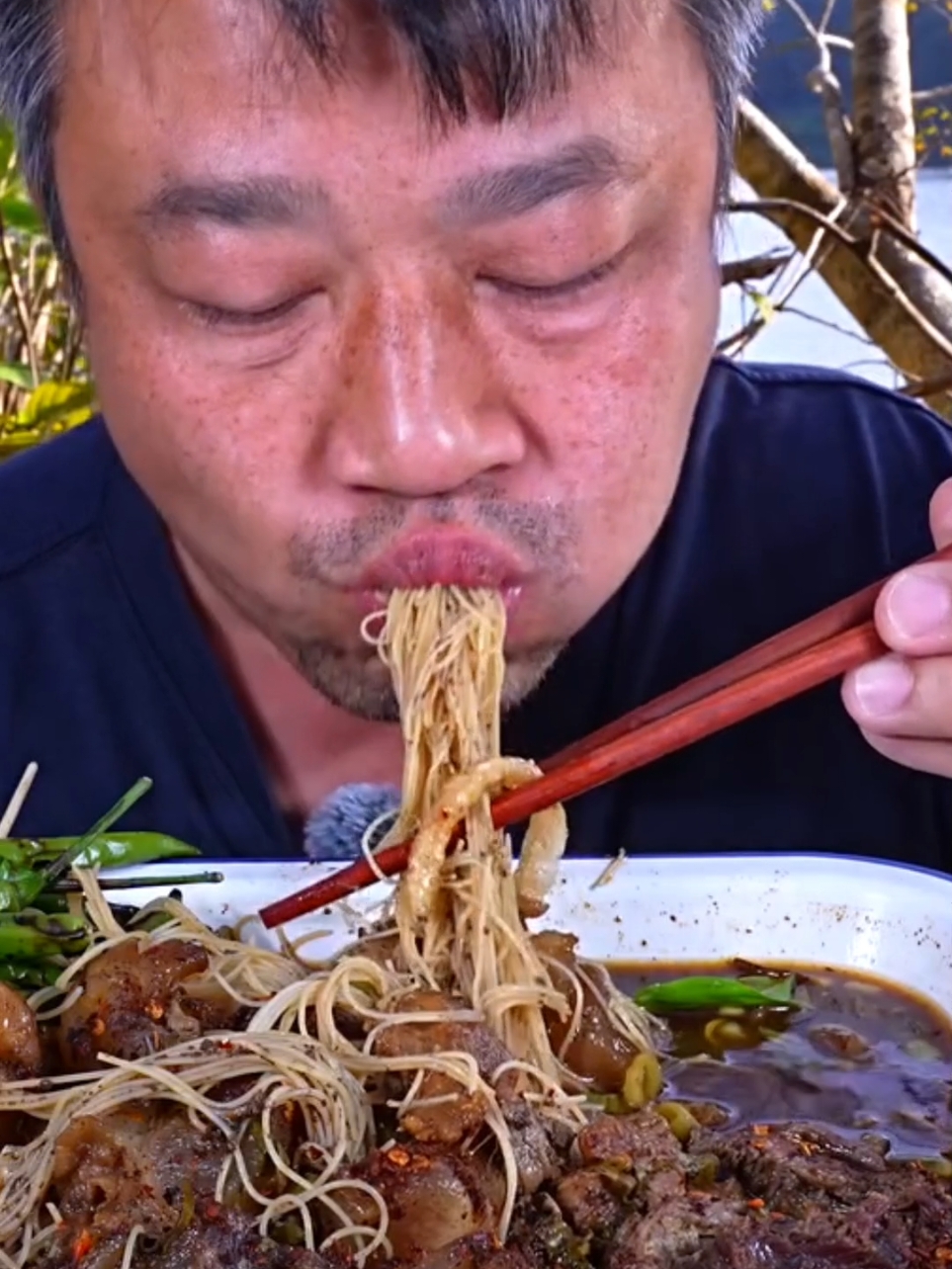 Braised beef tendon is very delicious and wonderful😩😩😩#foyou #mukbangasmr #tiktokfood #Foodie #food #viralvideo #mukbang #asmr