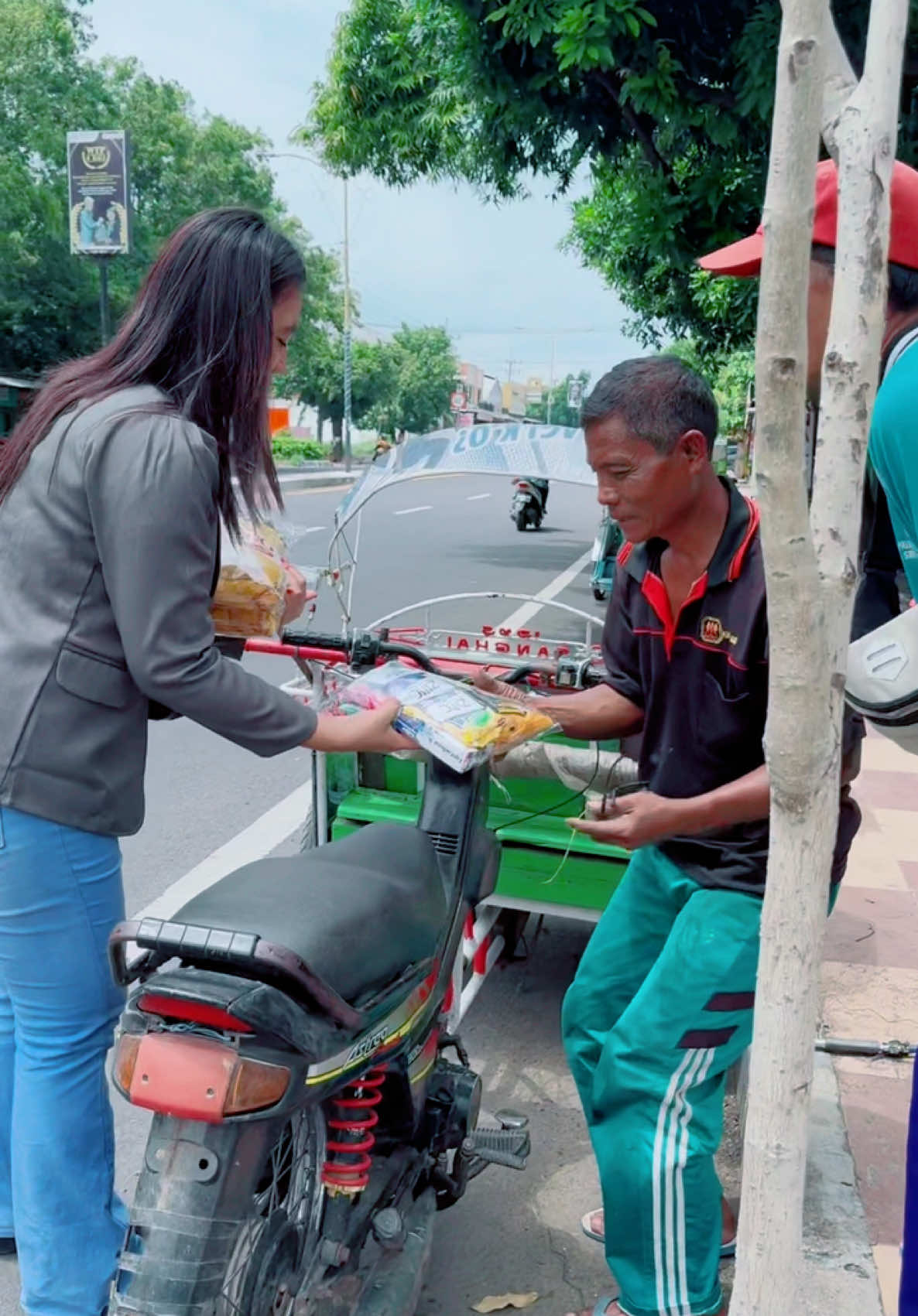 Terimakasih semuanya 🙏🏻tanpa kalian sustri bukan siapa-siapa #jumaatberkah #fyp 