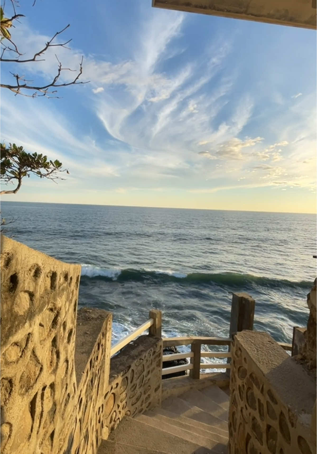 #acantilados #sunsetlover #sunsetbeach #loveit #playa #playaelsalvador #lalibertad🇸🇻 #paratiiiiiiiiiiiiiiiiiiiiiiiiiiiiiii #fyp 