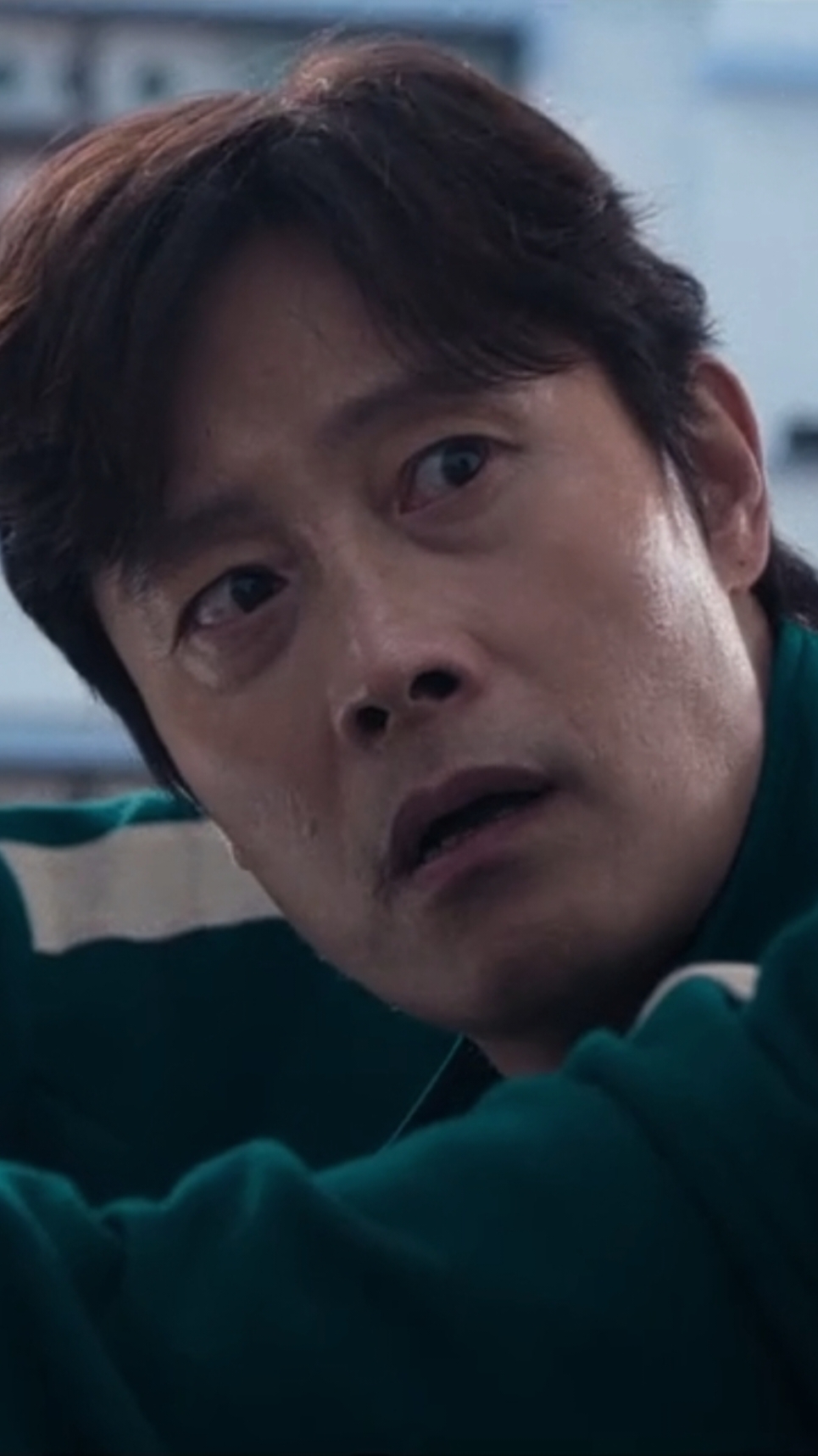 dia yang bikin game nya, malah dia yang gabisa maen😭😭 #squidgame2 #leebyunghun #leejungjae #squidgamenetflix #kdrama #fyp #fyppppppppppppppppppppppp #fypシ゚viral 