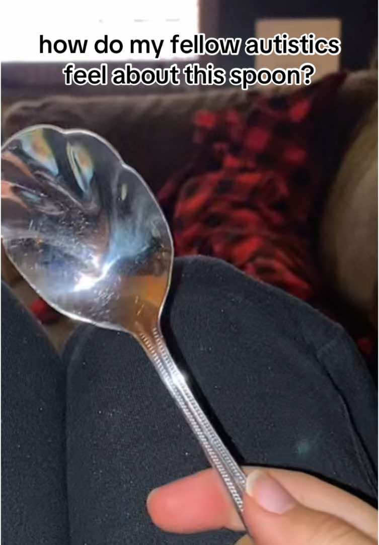 i think it’s kinda neat  #autism #spoon 