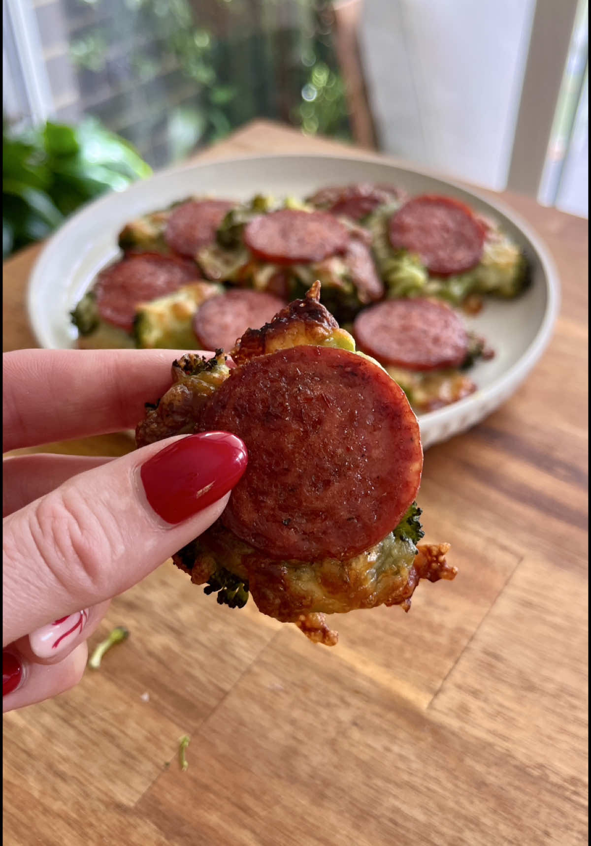 Smashed Broccoli 🥦 with mozzarella and pepperoni. It was a bit weird to be honest, the pepperoni smashed! #smashedbroccoli #smashed #broccoli #pepperoni #simplerecipes #easycooking #onabudget #easyrecipeideas #sides  #foodhacks