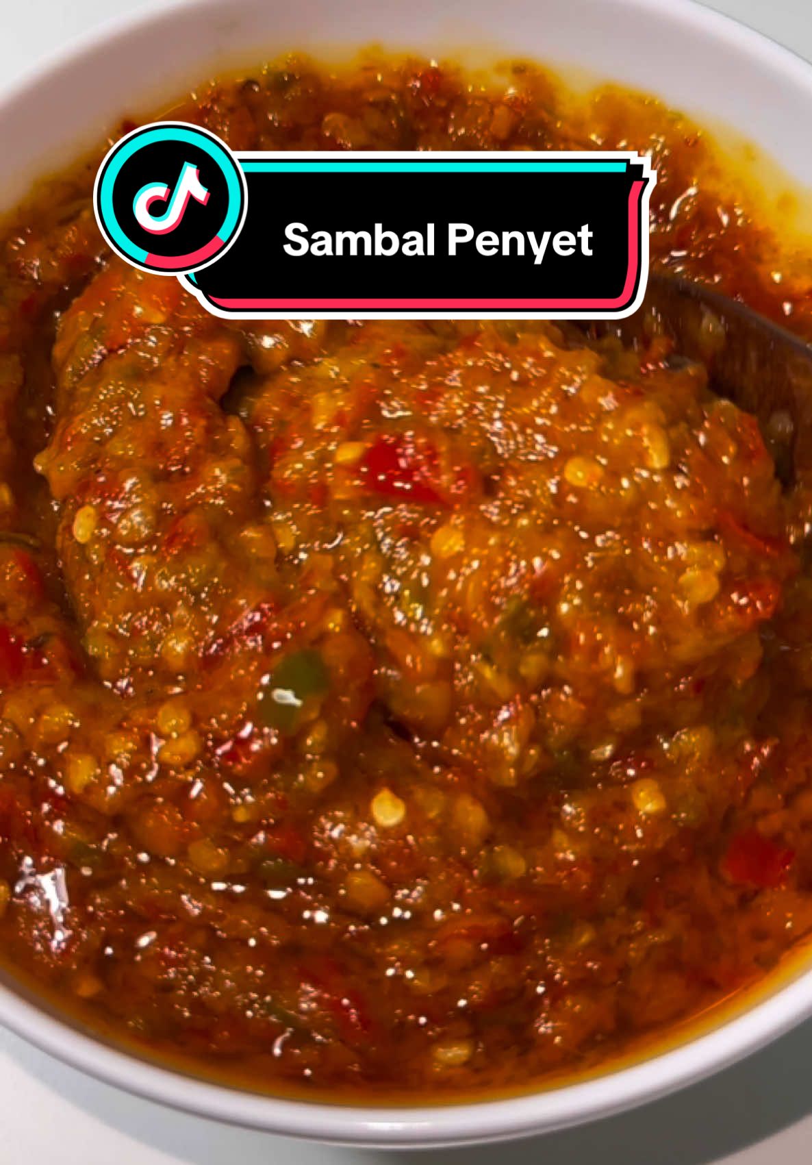 Sambal yang paling wajib buat stok kat rumah, nak makan just goreng ayam je 🥰 #MYFoodie #tiktokchef #fypシ #fypシ゚viral #resepisimple 