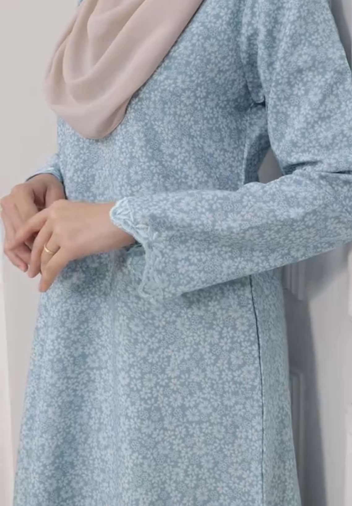 Kurung Riau Floral Sulam in code Baby Blue 🩵 #kurungcantik #annsdelailaaa #fypシ #kurung #outfit #raya2025 #kurungfloral #kurungsulam #kurungflowy #kurungriau #fyp 