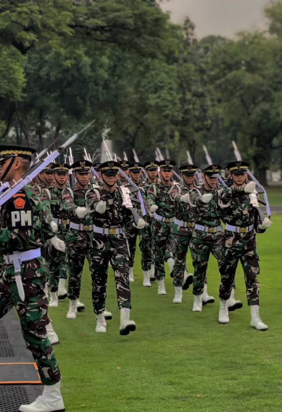 Tidak ada prajurit hebat, melainkan prajurit terlatih🔰🔥 #polisimiliter  #yonwalprotneg  #paspampres 