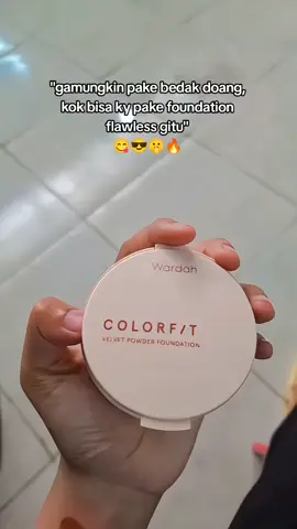 Udah ke 3 kalinya beli bedak ini hehe emang se bagus ituuu😋🤫🫶🫵 #wardahcolorfit #bedak #twc #rekomendasitwc #towwaycake #colorfit #powderfoundation #velvetpowderfoundation #reviw #foundation #fyp #beranda #fpryou #wardahbeauty #wardahofficial 