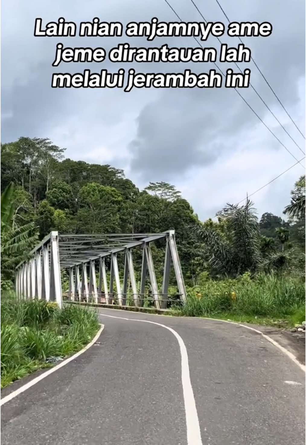 Lah sampailah itu ame lah melalui jerambah ini #pulauberinginokuselatan #fypage #fypシ゚viral 