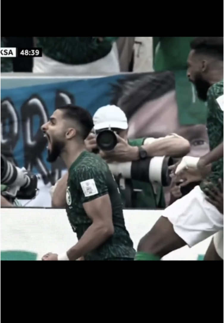 تعال يامهايطي انا اعلمك🔥💚. #السعودية #العراق #كاس_الخليج #اكسبلور #تصميم #المنتخب 