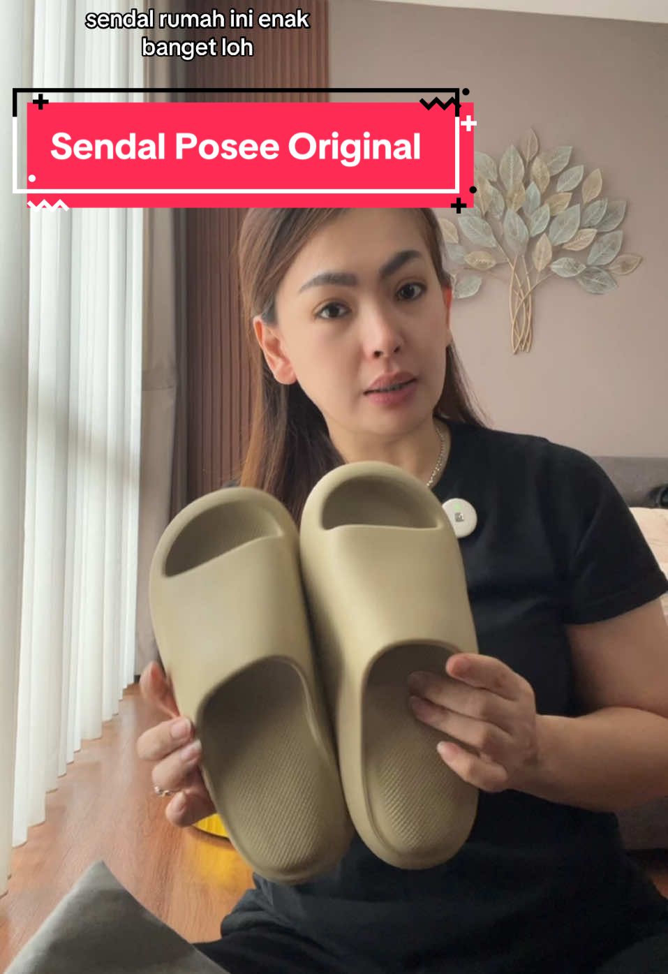 PROMO Sendal POSEE ORIGINAL !! posee yg ini cocok dibawa jalan jauh atau pun dijadikan sendal rumah yg nyaman krn designnya yg empuk dan enak dibawa jalan seperti mengayun ngayun saat berjalan, anti selip dan ga licin. yukk diorder mumpung lg harga PROMO!! Make your own style with POSEE !! #cuantanpabatas #megaguncangcuan1212 #megaguncang1212 #posee #sendalposeeoriginal #sendalnyaman #sendalrumah 