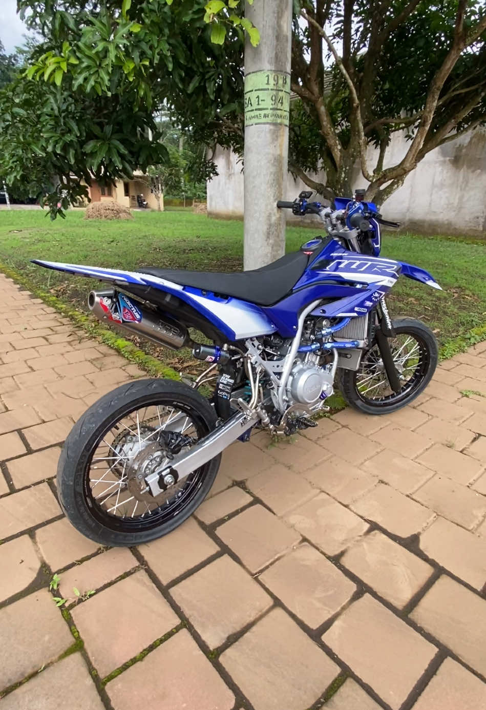 Solawati sek cah mugo2 seng penen lek ndang keturutan🫶 , #jack_co26 #surex #surexgank #komordstyle #supermotonation #wr155rsupermoto #supermotoindonesia #supermotoganteng #salatiga 