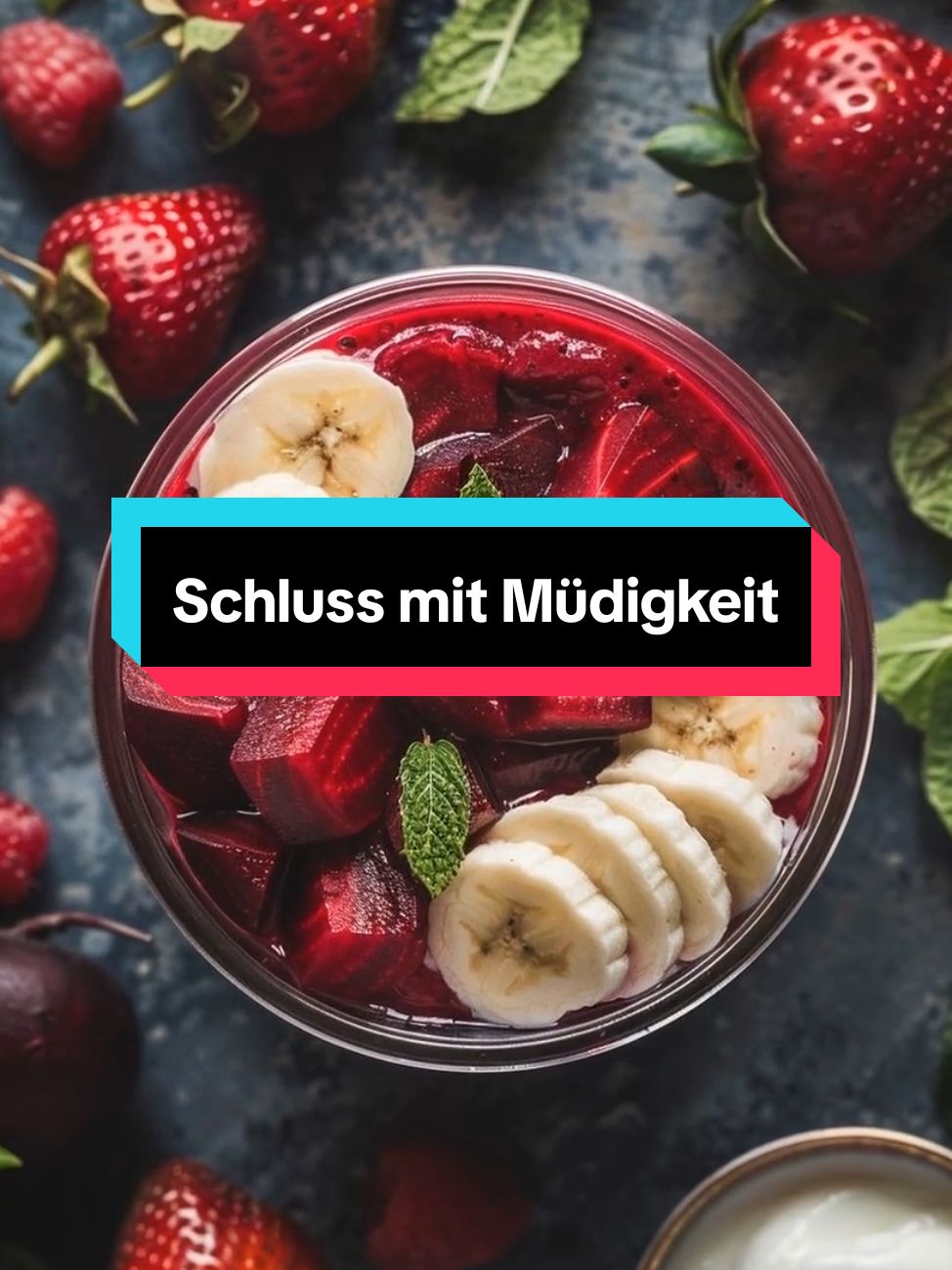 Keine Müdigkeit mehr 🍓🍌#natürlicheheilmittel #gesundheitstipps #rotebeete #erdbeere #banane #müdigkeit #erschöpfung #dopamin 