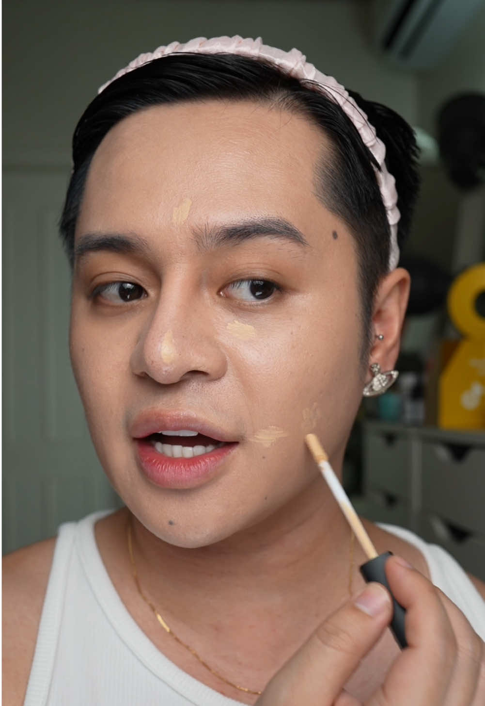 Ano go-to concealer mo? #makeup #concealer 