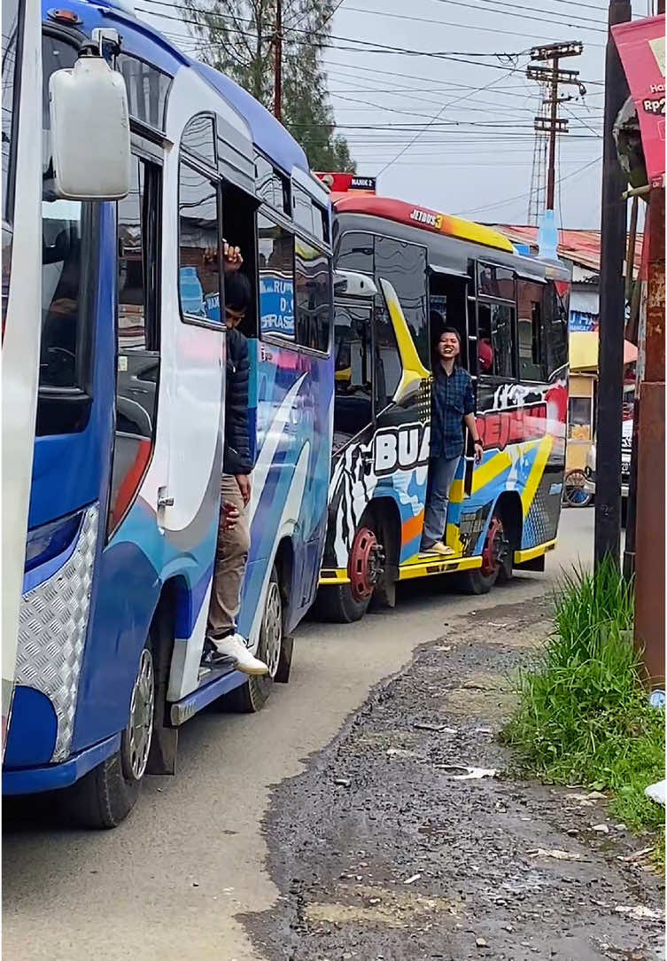 Kami sediakan armada untuk kalian berwisata di dieng  #shuttlebusdieng #mikrobusdieng #ayonaikbus #mikrobuswisata #rdhchannel #sewabusdieng #mikrobuswonosobo 