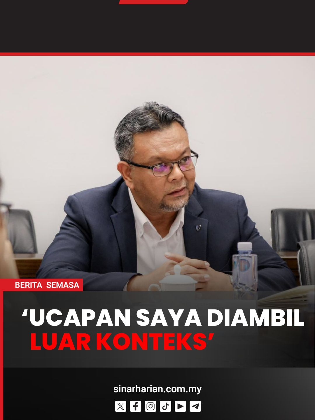 Haim Hilman dakwa ucapan diambil luar konteks Bekas Naib Canselor Universiti Utara Malaysia (UUM), Dr. Haim Hilman Abdullah, mendakwa kenyataannya berhubung kemasukan pelajar ke universiti awam baru-baru ini telah diambil di luar konteks hingga menimbulkan kontroversi. Jelasnya, beliau hanya bertindak memperjuangkan nasib pelajar miskin yang tidak dapat mengikuti program kompetitif seperti kejuruteraan, perakaunan, dan perundangan disebabkan oleh faktor tertentu. Muzik: Elevate dari www.bensound.com #SinarHarian #BeritaSemasa #HaimHilman #Universiti