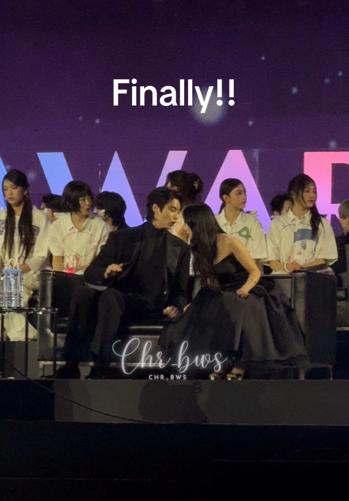 They are finally in 1 frame!! #kimhyeyoon #byeonwooseok #lovelyrunner #sunjae #imsol #fyp #aaabangkok #asiaartistawards2024