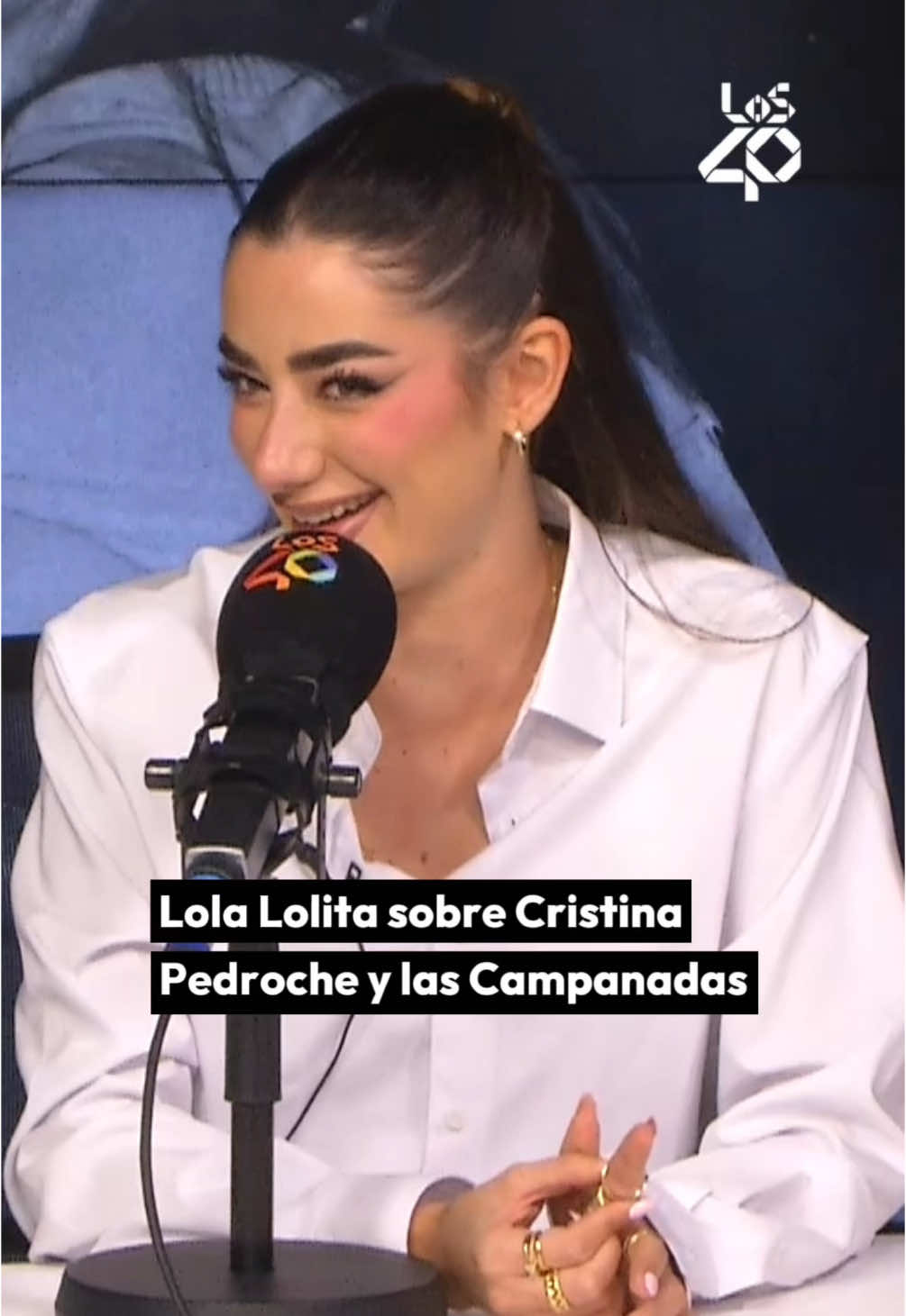 “Es una increíble estrategia de marketing” 💥 @Lola Lolita🌸 ha estado de visita en LOS40 y nos ha hablado sobre el debate en torno a Cristina Pedroche y Las Campanadas además de darnos detalles del vestido que llevará ella para dar las ‘preuvas’ en Neox 👀👗 Descubre la entrevista completa en LOS40.com 📲 #lolalolita #vestido #campanadas #pedroche #entrevista #los40 