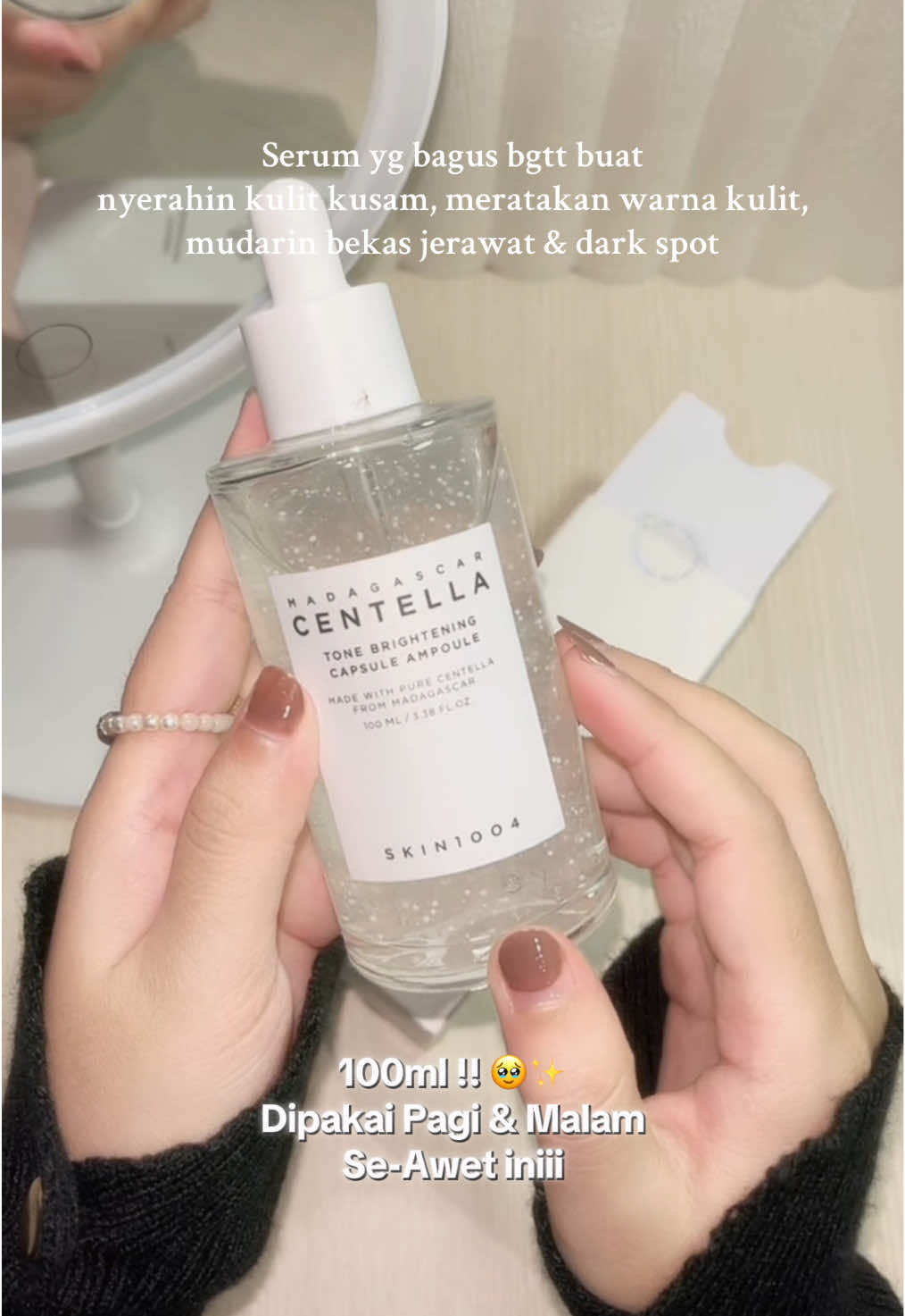 Bener bener sukaa bgt sama varian centella yg satu ini 🤍✨ bikin cerah glowy karna ada kandungan MadeWhite, butiran butiran yang ampuh buat mencerahkan kulit 🥹 pliss sekali seumur hidup haruss bgt cobain varian Cantella yg satu ini 🤍 #skin1004 #skin1004ampoule #tonebrightening #ampoule #serummencerahkan #serumglowing #fypシ 