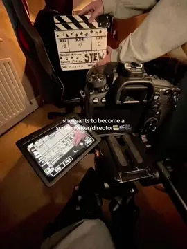 🎬🎥🎞️✨#screenwriter #director #movie #tvshow #futurjob #pinterest #aestheticvibes #viral 