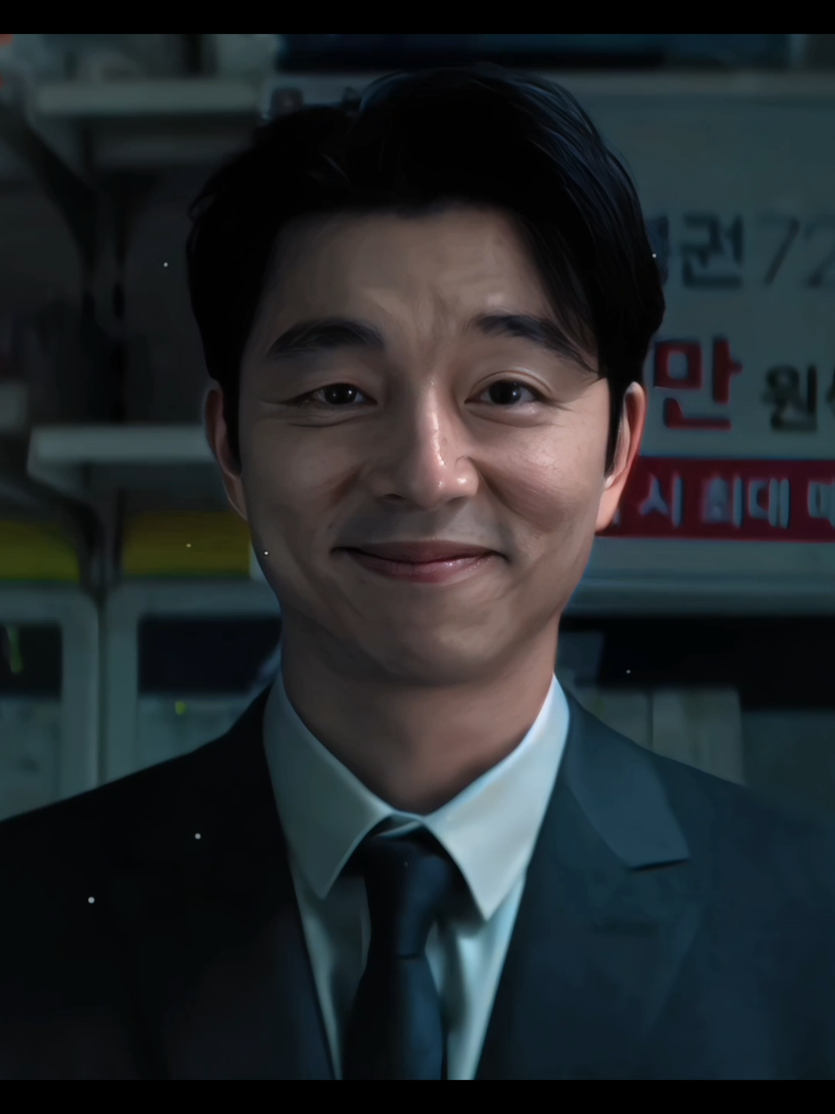 HE IS SO FINE  #squidgame #squidgamenetflix #squidgameedit #squidgames #squidgame2 #gongyoo #gongyooedit #thesalesman #salesman #gongyoo공유 #edit #edits #viral #mrloverlover 