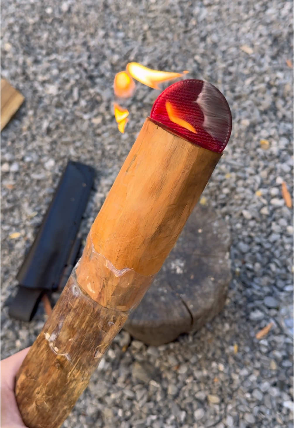 Survival Skills: Make a torch from  little Fatwood#survival #bushcraft #camping #Outdoors #lifehacks