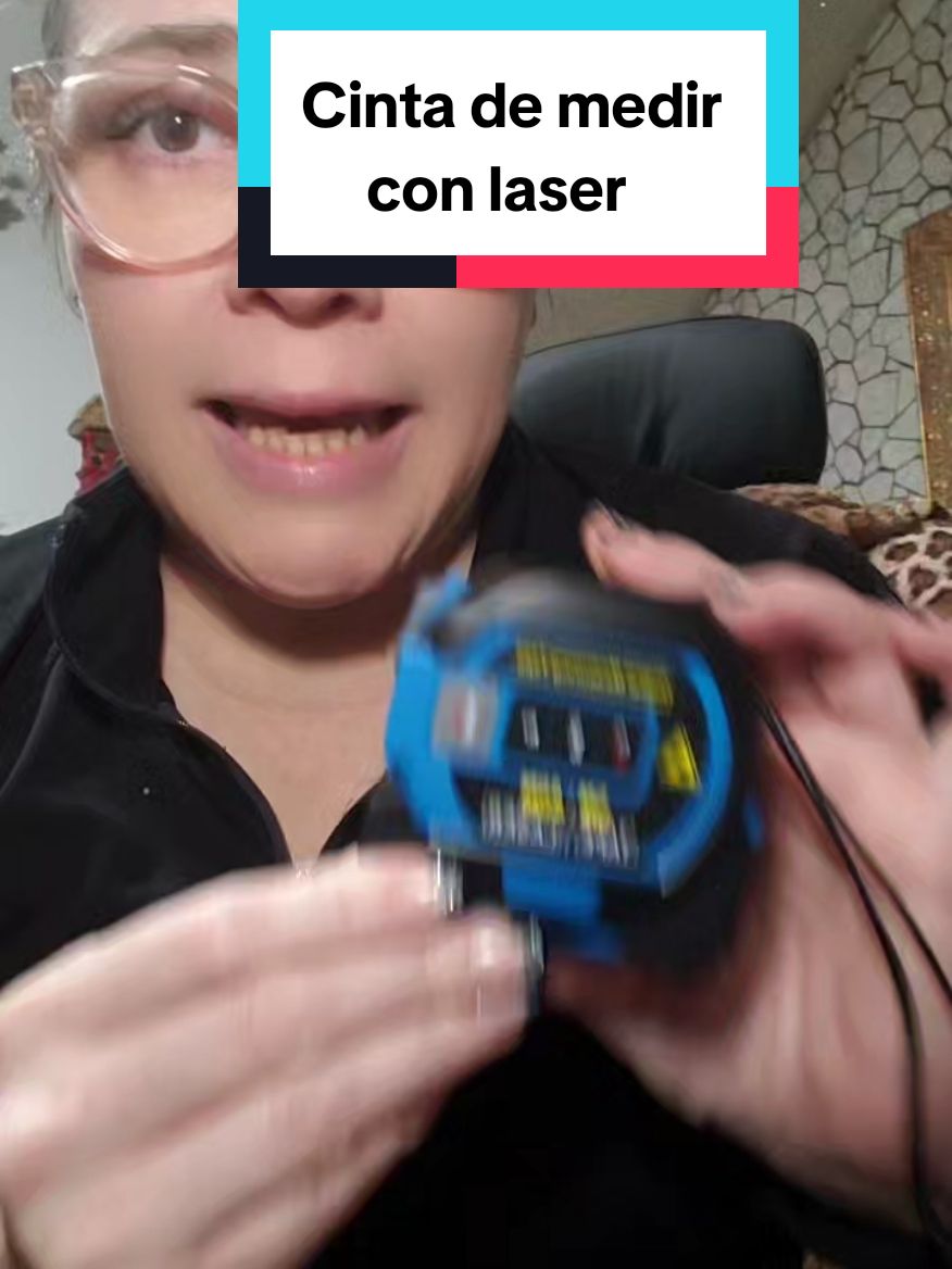 Agiliza los trabajos de medir con esta cinta con laser #tiktokfinds #tiendadetiktok #hogar #construccion 