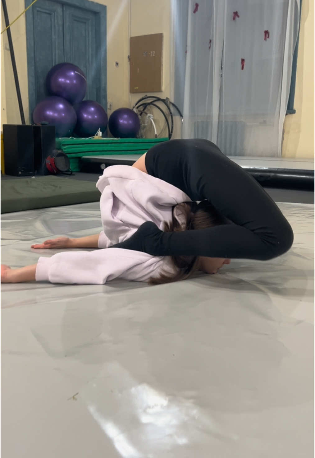 Нові фішки у наших акробатів#acro #acrobatics #contortion #contortionist #circus #circuslife #gymmotivation #gymnastics #rg #flexibility #flexible #flexiblegirl #backbend #backflexibility #акро #акробатика #акробатикакиїв #гімнастика #хг #каучук #растяжка #гибкость #тренування #стретчинг 