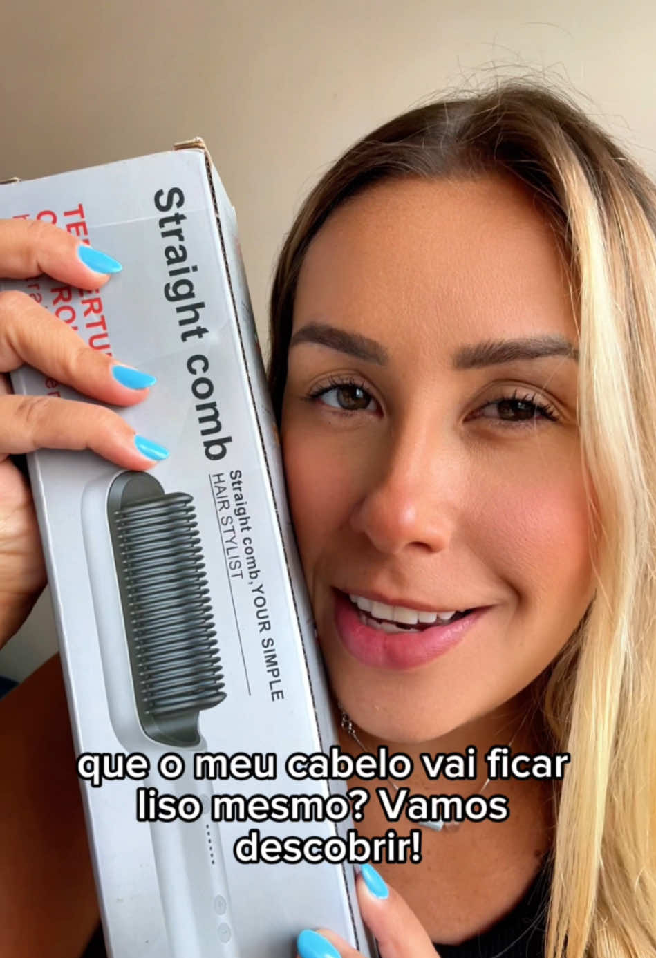 ✨ Conheça a Escova Alisadora 3 em 1! ✨ PAGUE SO NA ENTREGA 🚚 Transforme seu cabelo em minutos com esta incrível escova que combina alisamento, volume e brilho em um só produto! 🌟 🔹 **Tecnologia Avançada**: Com cerdas aquecidas que deslizam suavemente pelos fios, você obtém um cabelo liso e sedoso sem danificá-lo. A temperatura ajustável se adapta ao seu tipo de cabelo, garantindo resultados incríveis! 🔹 **Versatilidade**: Use como escova alisadora, modeladora ou para dar aquele volume extra. Seja qual for o seu estilo, ela é perfeita para todas as ocasiões! 🔹 **Praticidade**: Compacta e leve, é a aliada ideal para quem tem uma rotina agitada. Em poucos minutos, você transforma seu visual e fica pronta para arrasar! ✨ Diga adeus aos dias de cabelo rebelde e olá ao seu novo melhor amigo na beleza! 🥰  🌸 Aproveite e adquira a sua agora mesmo! #beleza #escovaalisadora3em1 #escovasecadora #cabeloperfeito #transformação 