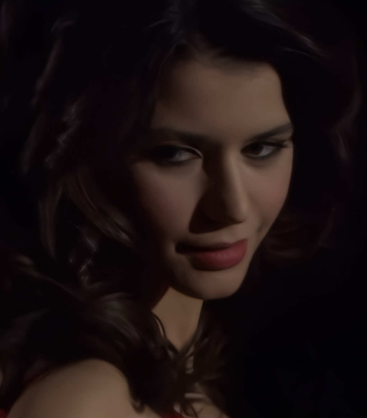 she a baddie  #askimemnuedit #askimemnu #bitherziyagil #behlülbihter #behlulhaznedar #firdevsyöreoglu #berensaat #kivanctatlitug #nebahatçehre #cuteedits022 #turkishseries #Love #fy #fy #goviral #sad #pain