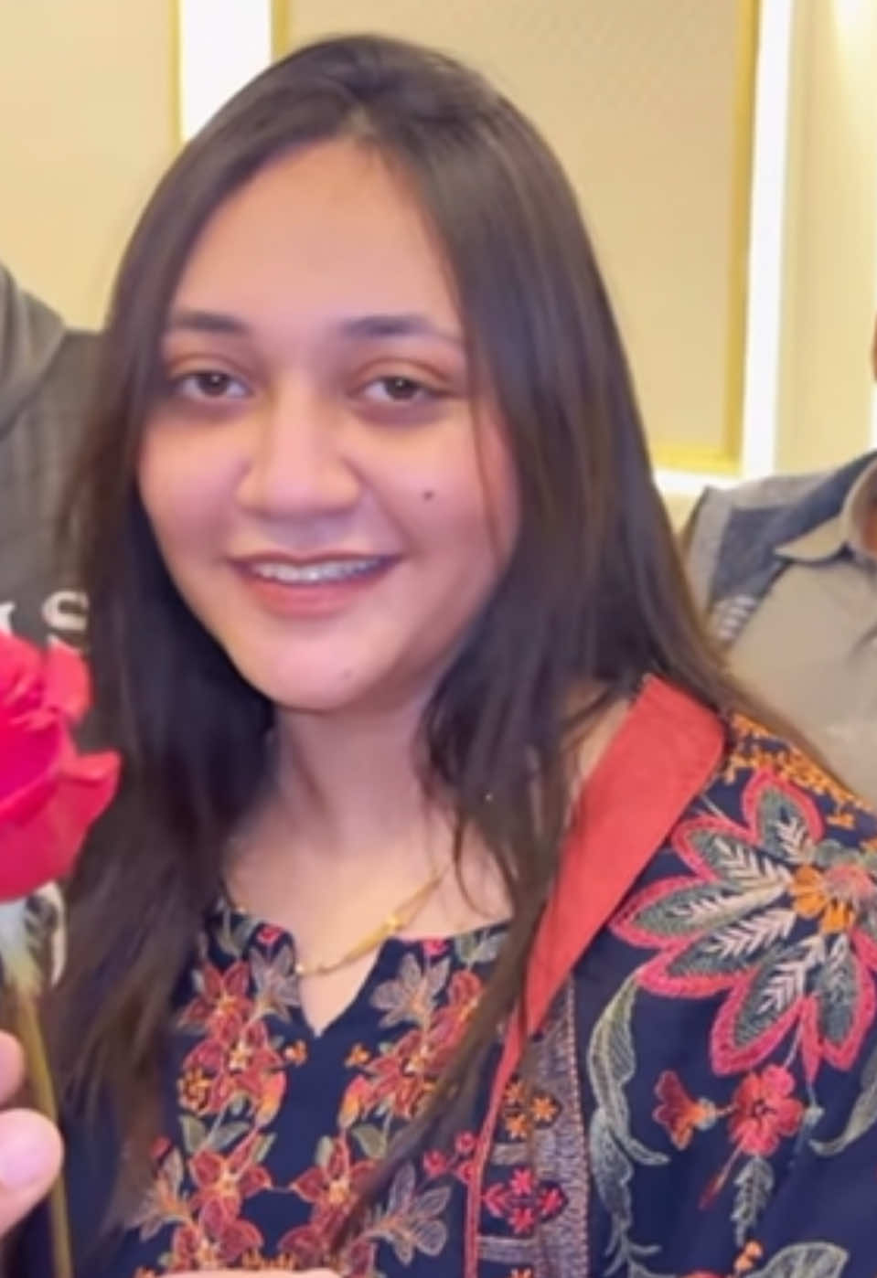 Rajabbutt love Emaan Bhabi🙈💕🌸 #rajabfamily #Rajab #emaan♥️rajab #cutecouple #rajabbutt #tiktokpakistan🇵🇰 #fanpage❤ #familyvlog #dailyvlogs #orignalcontent 