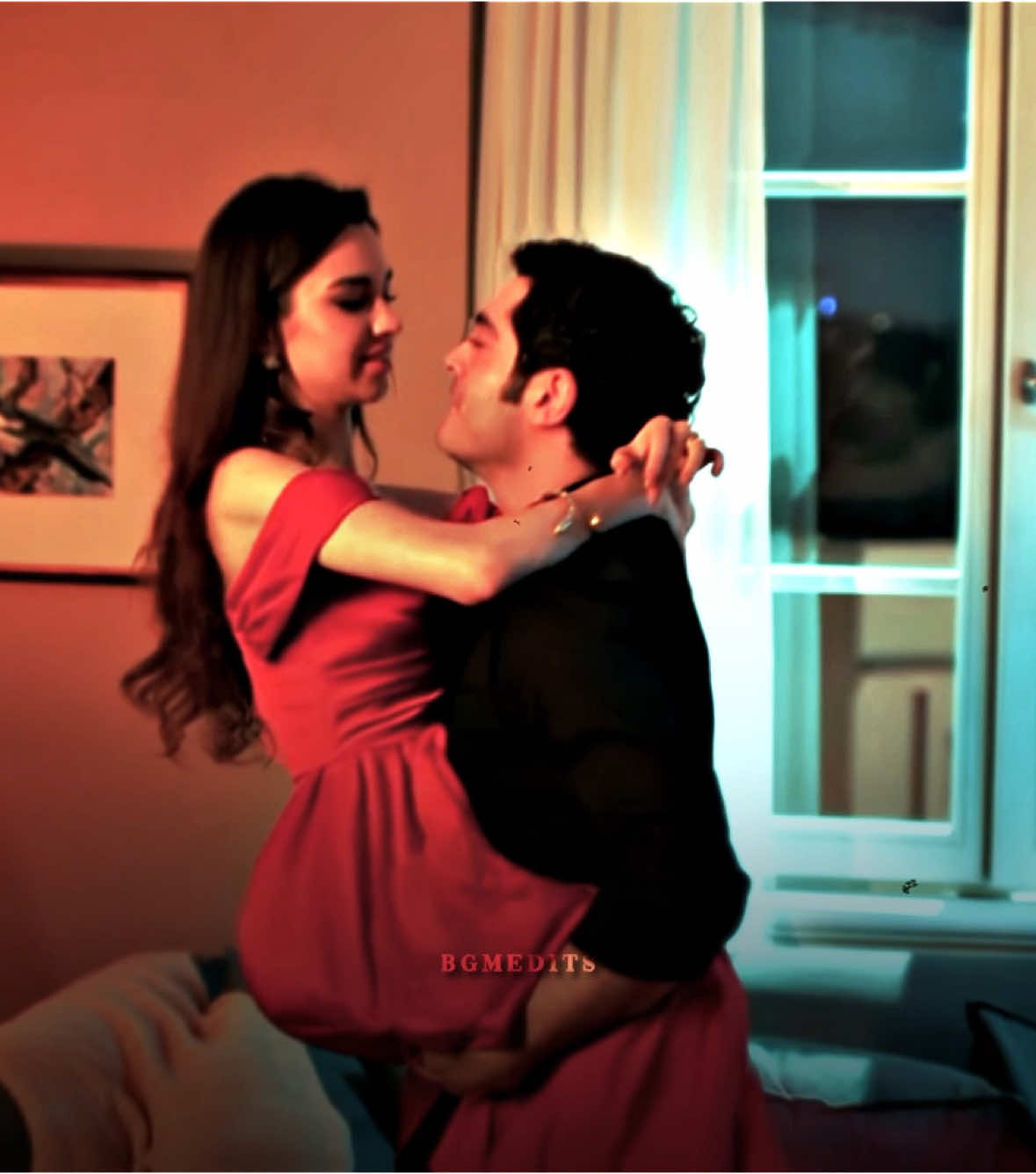 he pulling her chair closer to him 😫 ac/ib jcqedits #birgecemasalı #mahcan #mahir #canfeza #burakdeniz #suburcuyazgıcoşkun #mahcanedit #bgmedits #turkishseries #turkishdrama #turkishedits #foryou #foryoupage #fyp #fypage #explore 