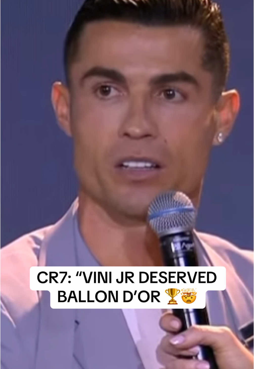 🚨 CRISTIANO RONALDO: “Vini Jr. should have won the Ballon d’Or.” 😳 @Globe Soccer  #globesoccer #globesoccerawards #cristianoronaldo #ronaldo #cr7 #ronaldo #goat #globesoccer #globesoccerawards #football #footballtiktok #futbol #vinijr #futebol #goviral #trending #siuuuu #suiiiiiiiiiiiiiii 