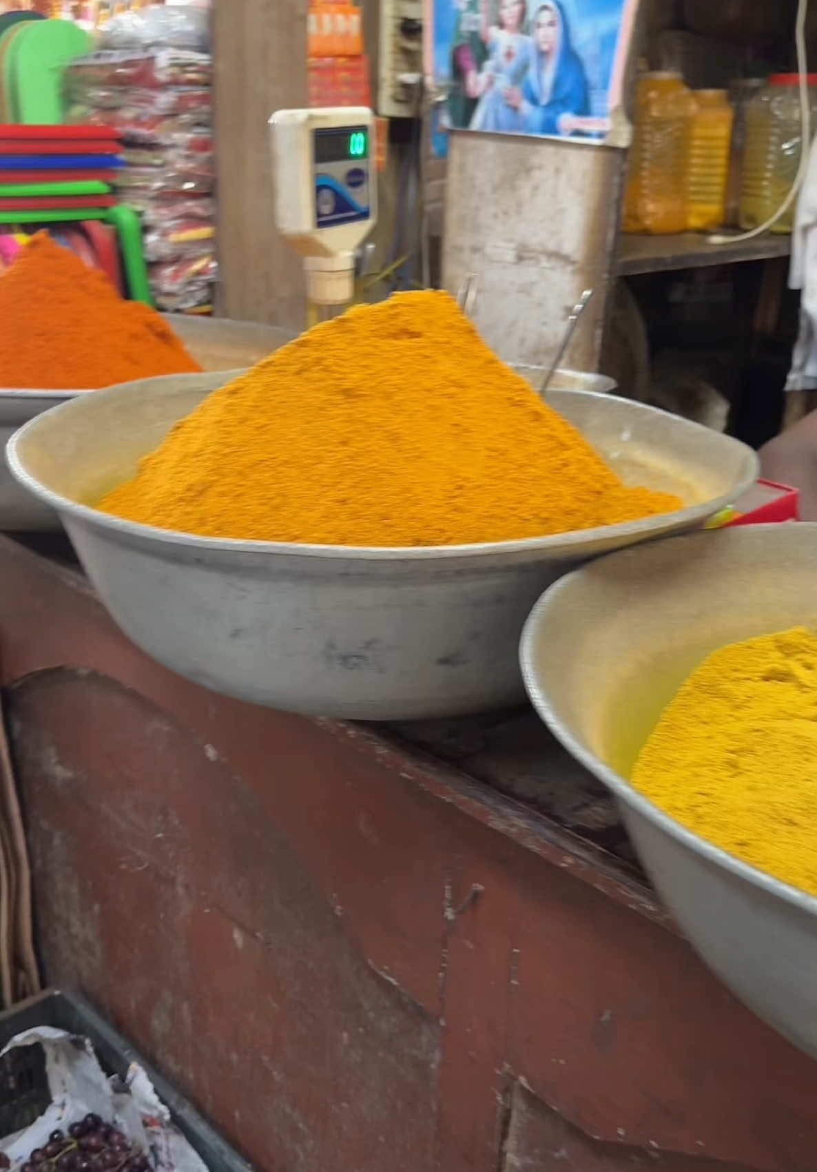 Dans un marché en Inde